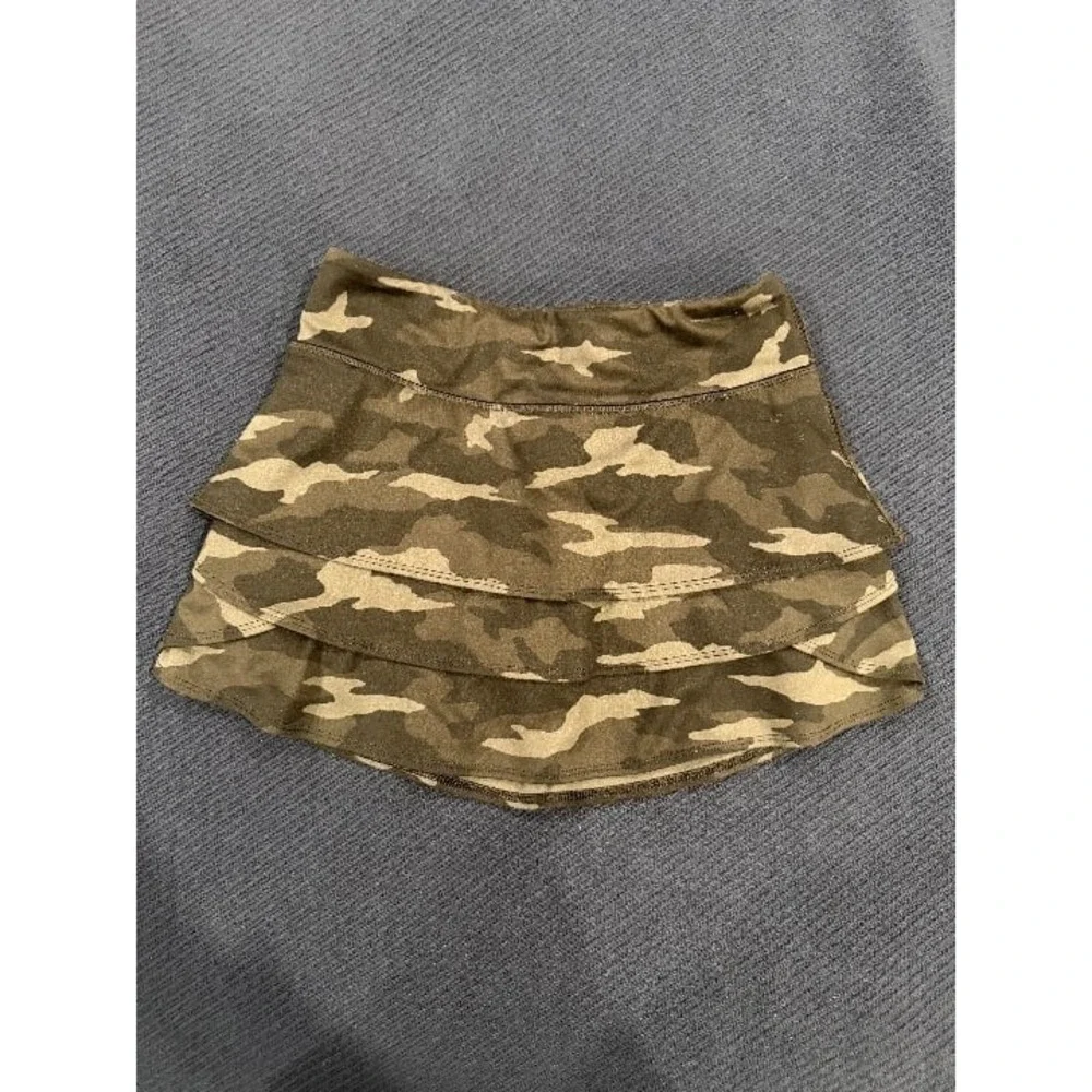 Athleta Girl Camo Lux Print Swing Skort L/12 GUC